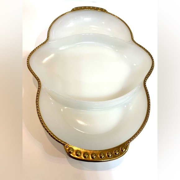 VTG 1960’s Fire King Milk Glass Dish / USA / Gold Trim Relish Cheese Candy Dish - Picture 5 of 5